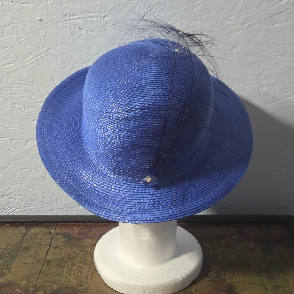 Vintage Periwinkle Straw Bowler Hat With Feathers - Picture 3 of 8